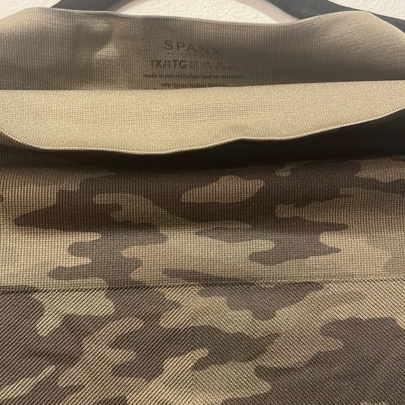 SPANX look at me now cropped leggings sz 1X - Picture 2 of 2